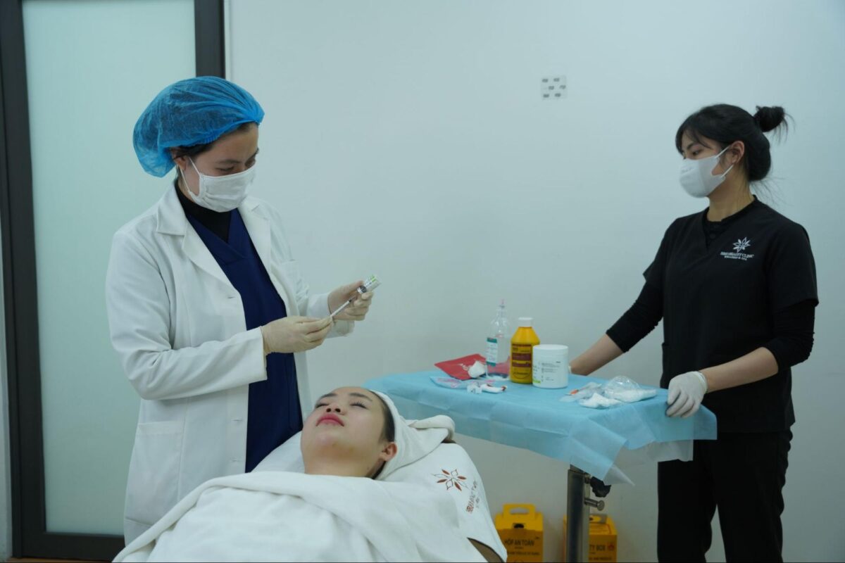 Proceed with filler injection
