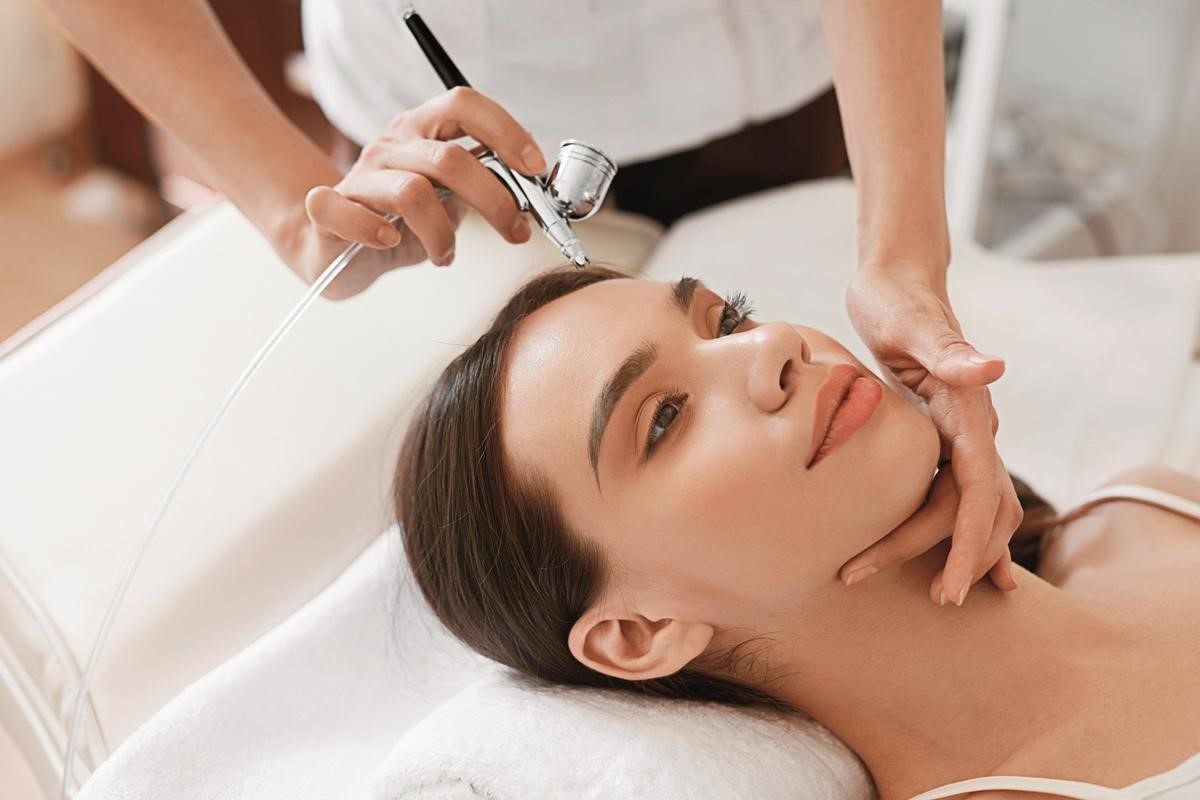 Cung cấp oxy tinh khiết và dưỡng chất vào sâu bên trong da