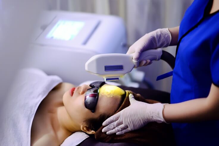 Điều trị mụn mủ bằng công nghệ laser