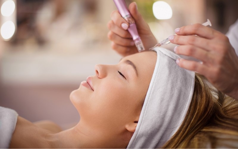 Lăn kim được áp dụng để điều trị sẹo do mụn gây ra