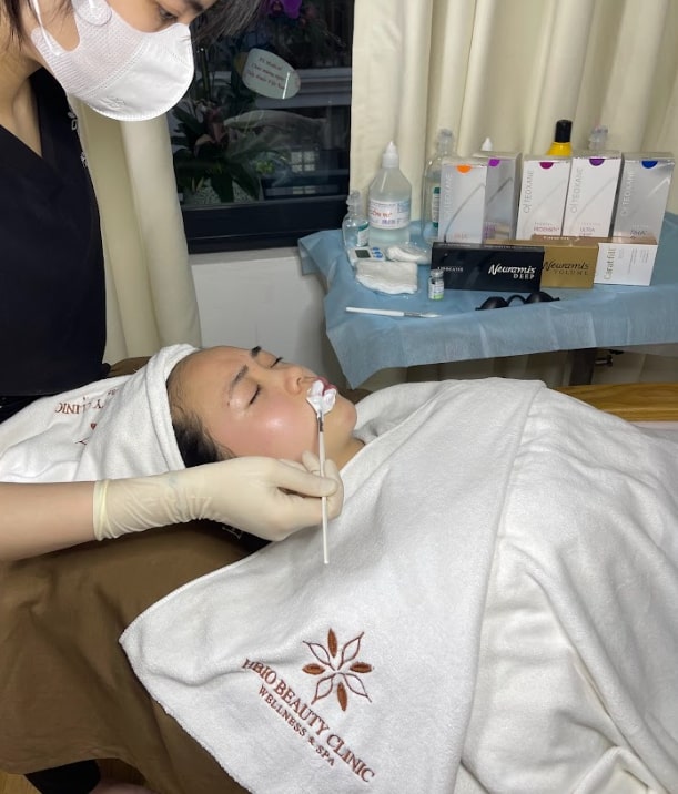 Mẹo giúp giảm đau hiệu quả tại nhà sau khi tiêm filler