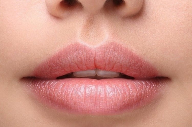 Tình trạng môi lão hóa và xuất hiện nếp nhăn ngày càng phổ biến