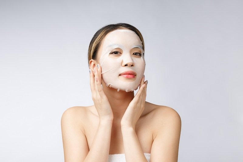 Tiêm filler bao lâu thì được đắp mặt nạ?