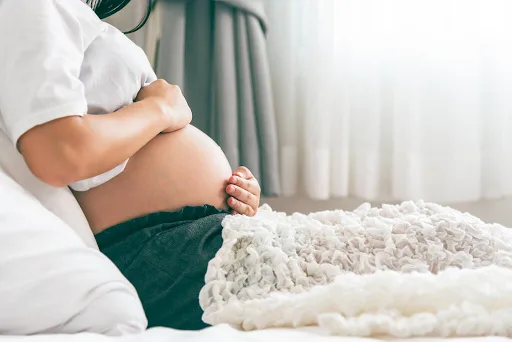 Những thành phần cần tránh khi chăm sóc da cho mẹ bầu